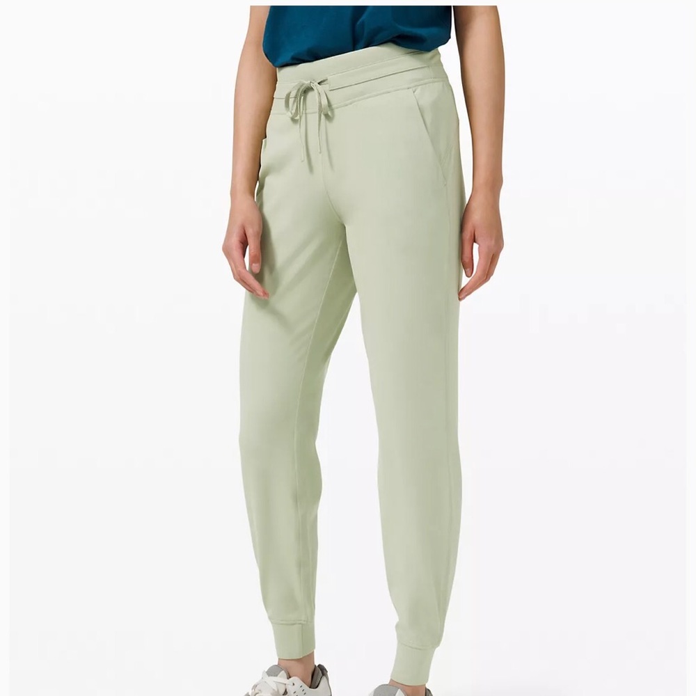 BNWT Lululemon Ready to Rulu Jogger 29”